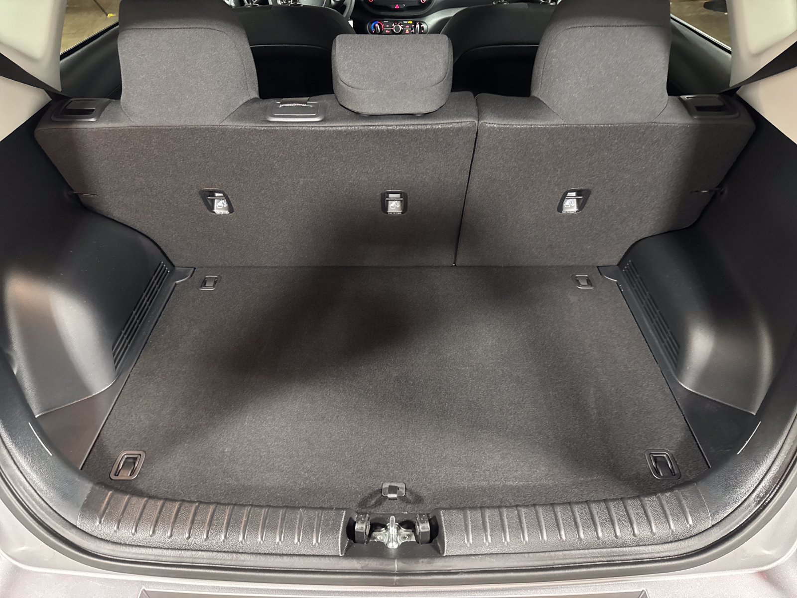 Certified 2022 Kia Soul LX w/ Technology Package FWD image 22