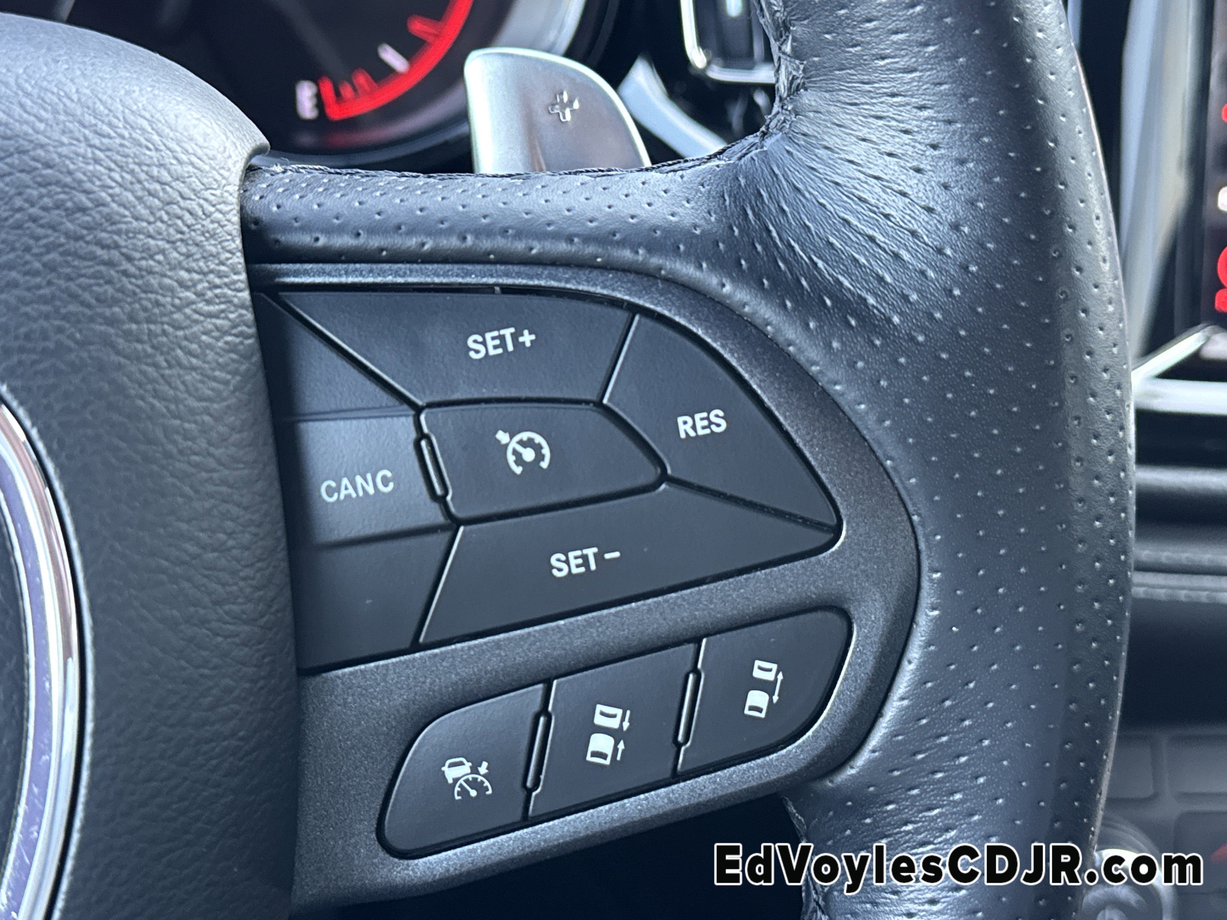 Used 2022 Dodge Durango GT image 33