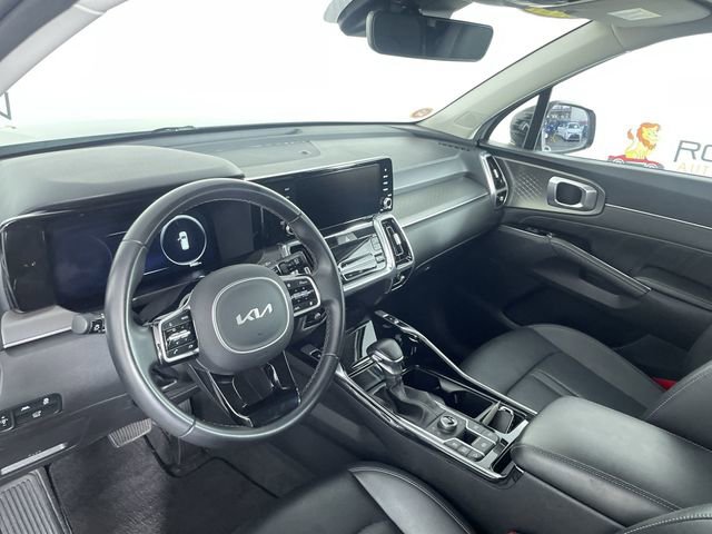 Used 2023 Kia Sorento SX AWD/4WD image 19