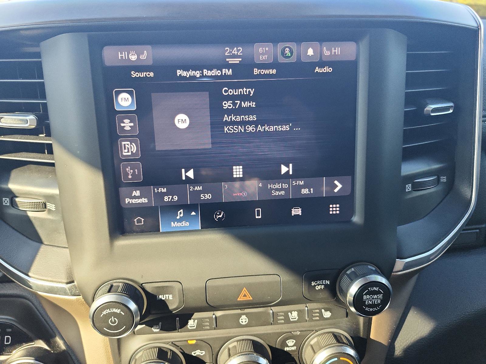 Used 2022 RAM 1500 Laramie image 15