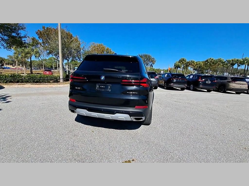 Used 2024 BMW X5 xDrive50e image 37