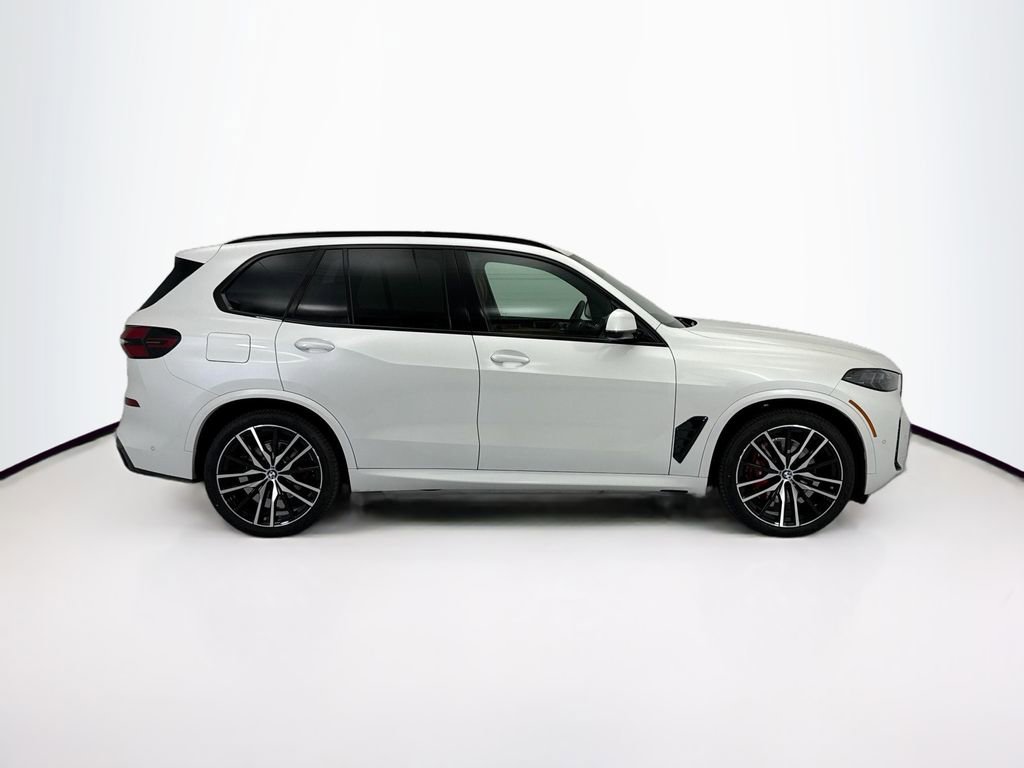 New 2026 BMW X5 xDrive40i w/ Executive Package image 4