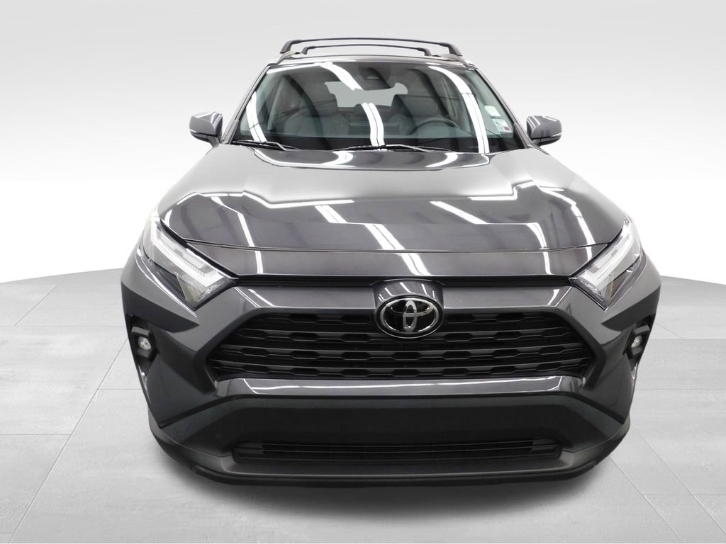 Used 2023 Toyota RAV4 XLE Premium image 2