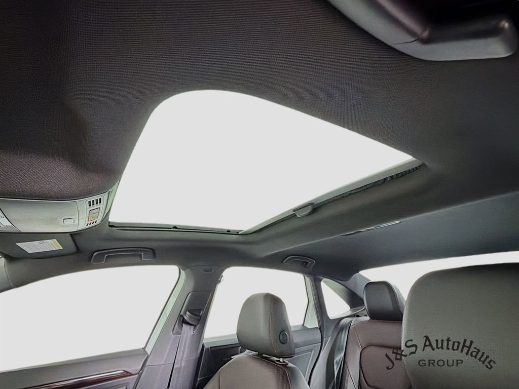 Used 2024 Volkswagen Jetta GLI Autobahn w/ GLI Black Package image 16