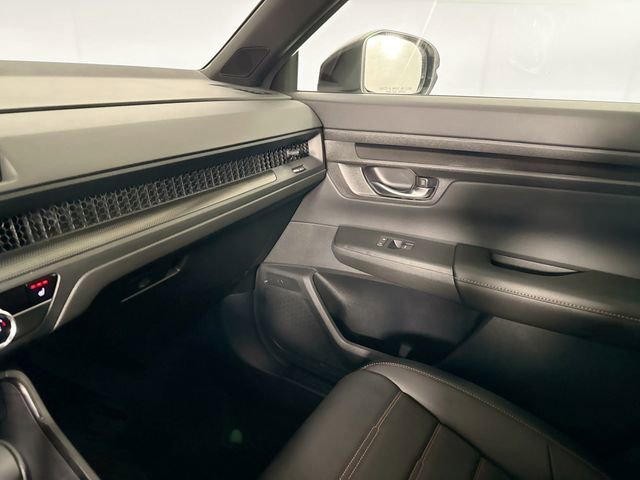 Certified 2025 Honda CR-V Sport-L image 39