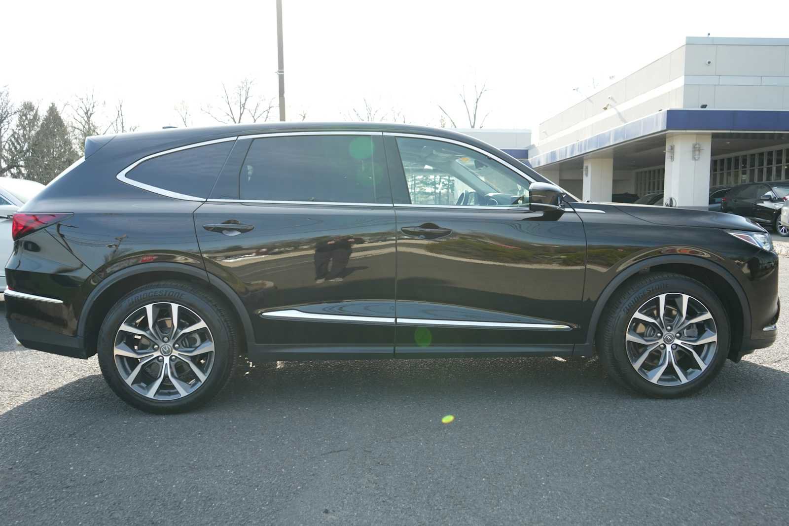 Certified 2023 Acura MDX SH-AWD w/ Technology Package image 13