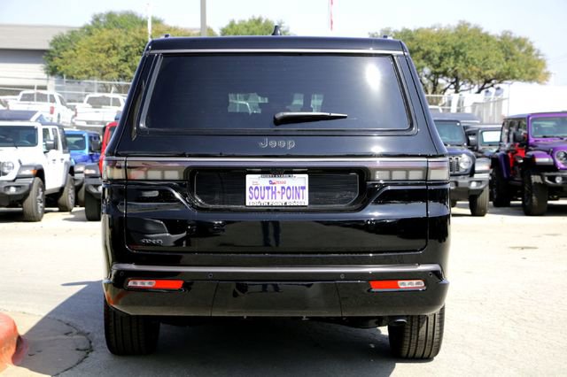 New 2026 Jeep Grand Wagoneer L Summit image 6