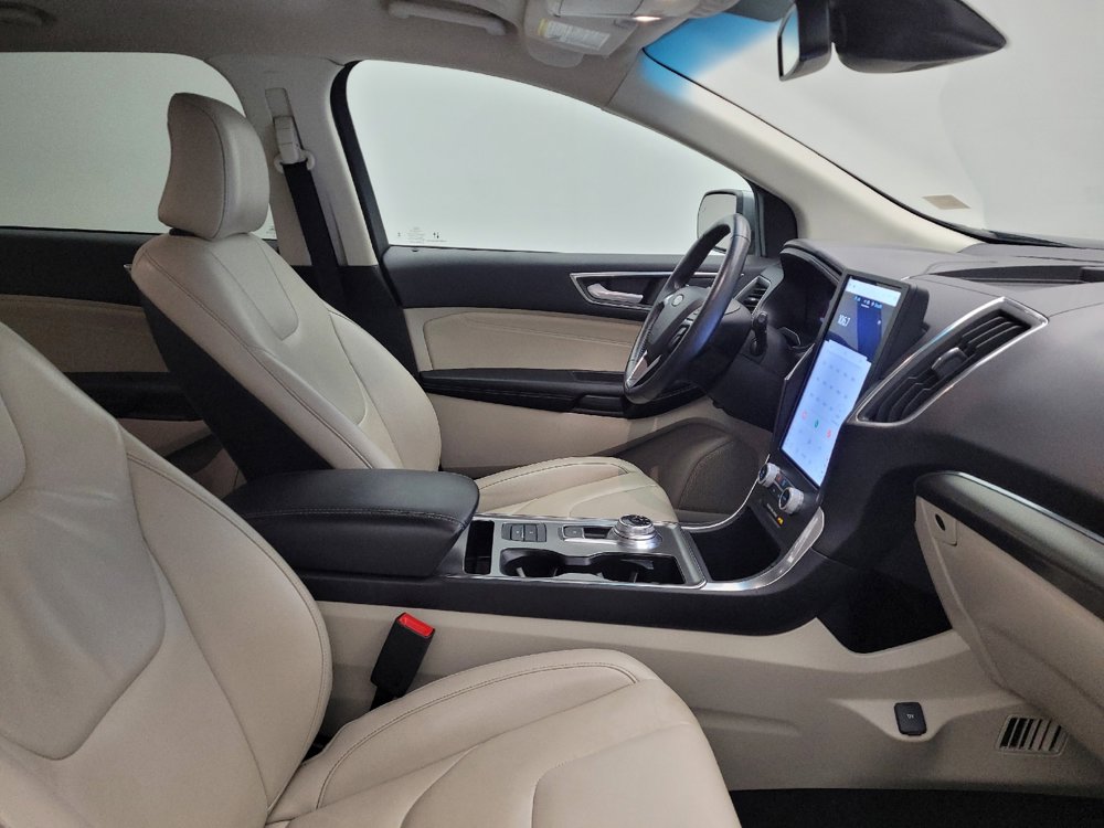 Used 2022 Ford Edge Titanium image 21