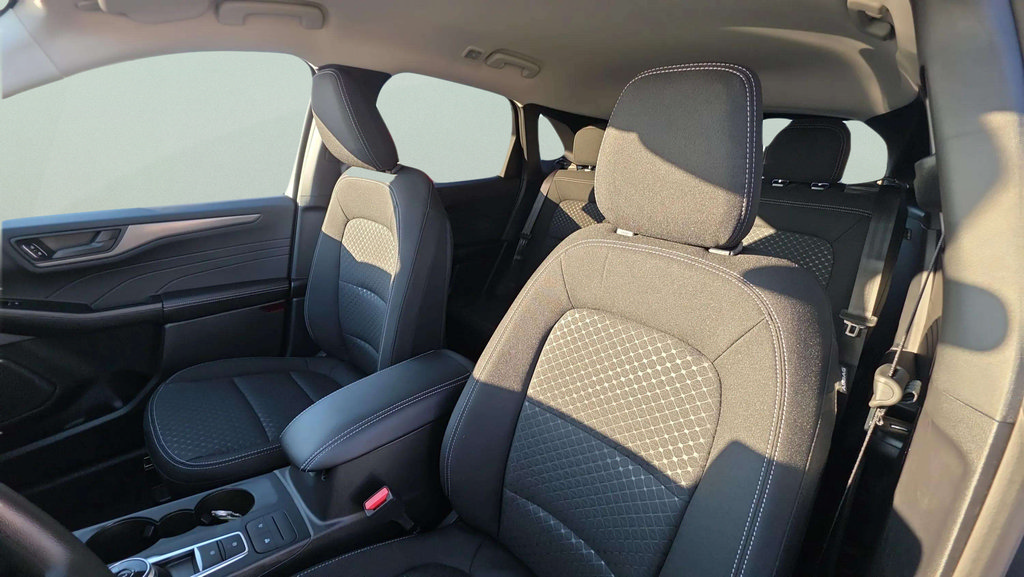 New 2026 Ford Escape Active FWD image 21