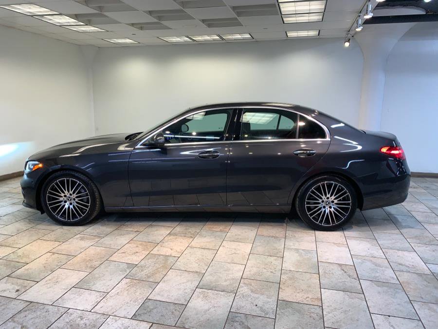 Used 2022 Mercedes-Benz C 300 4MATIC Sedan w/ Pinnacle Trim Package image 5