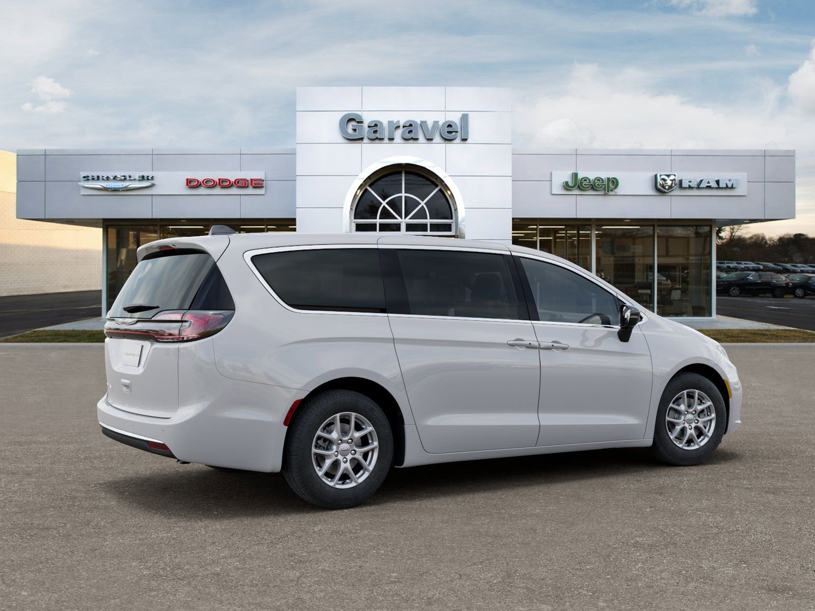 New 2026 Chrysler Pacifica Select image 4