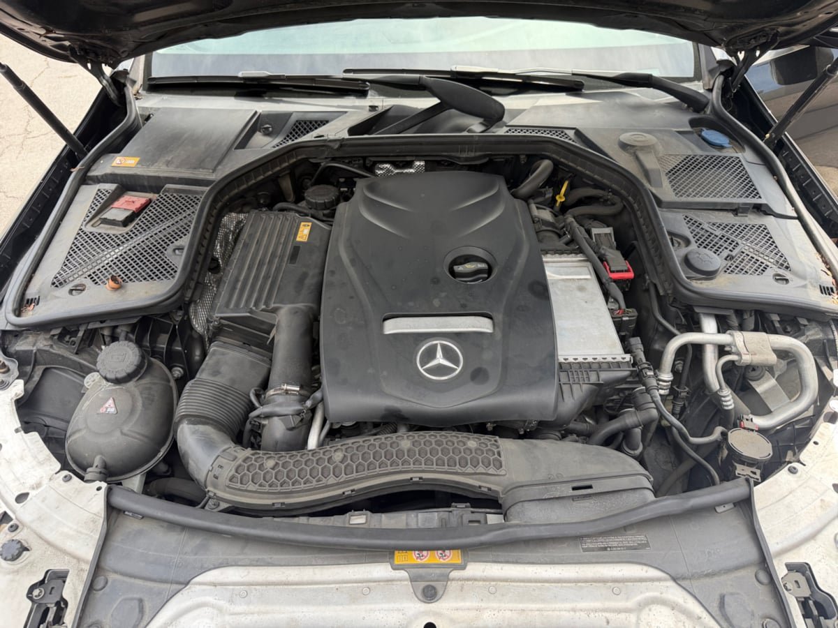 Used 2015 Mercedes-Benz C 300 4MATIC Sedan image 20