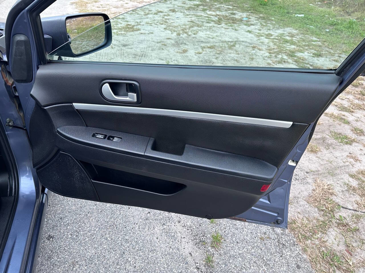 Used 2007 Mitsubishi Galant ES image 21