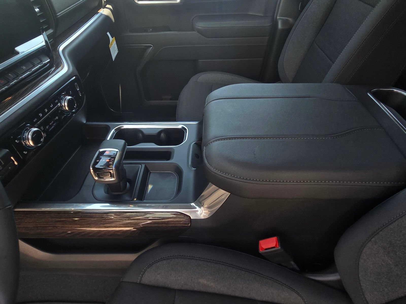 New 2026 GMC Sierra 1500 Elevation AWD/4WD image 11