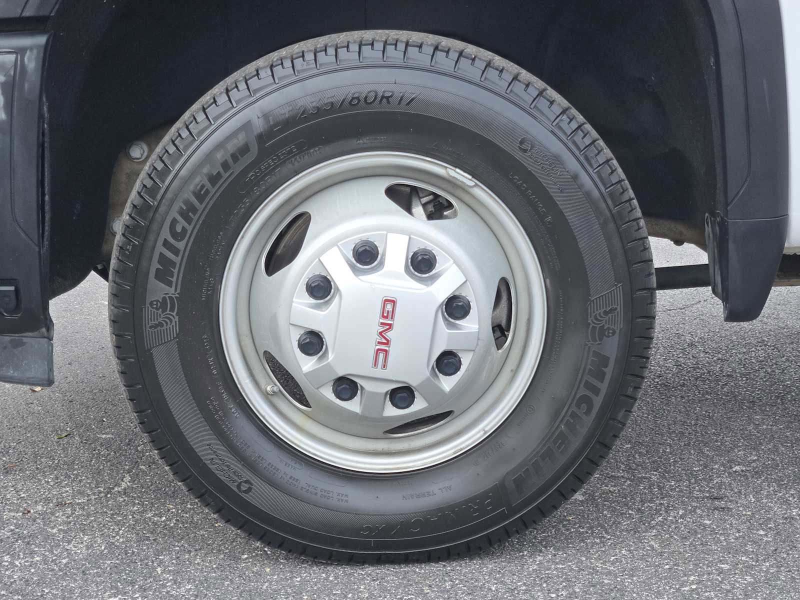 Used 2024 GMC Sierra 3500 Pro w/ Convenience Package image 12