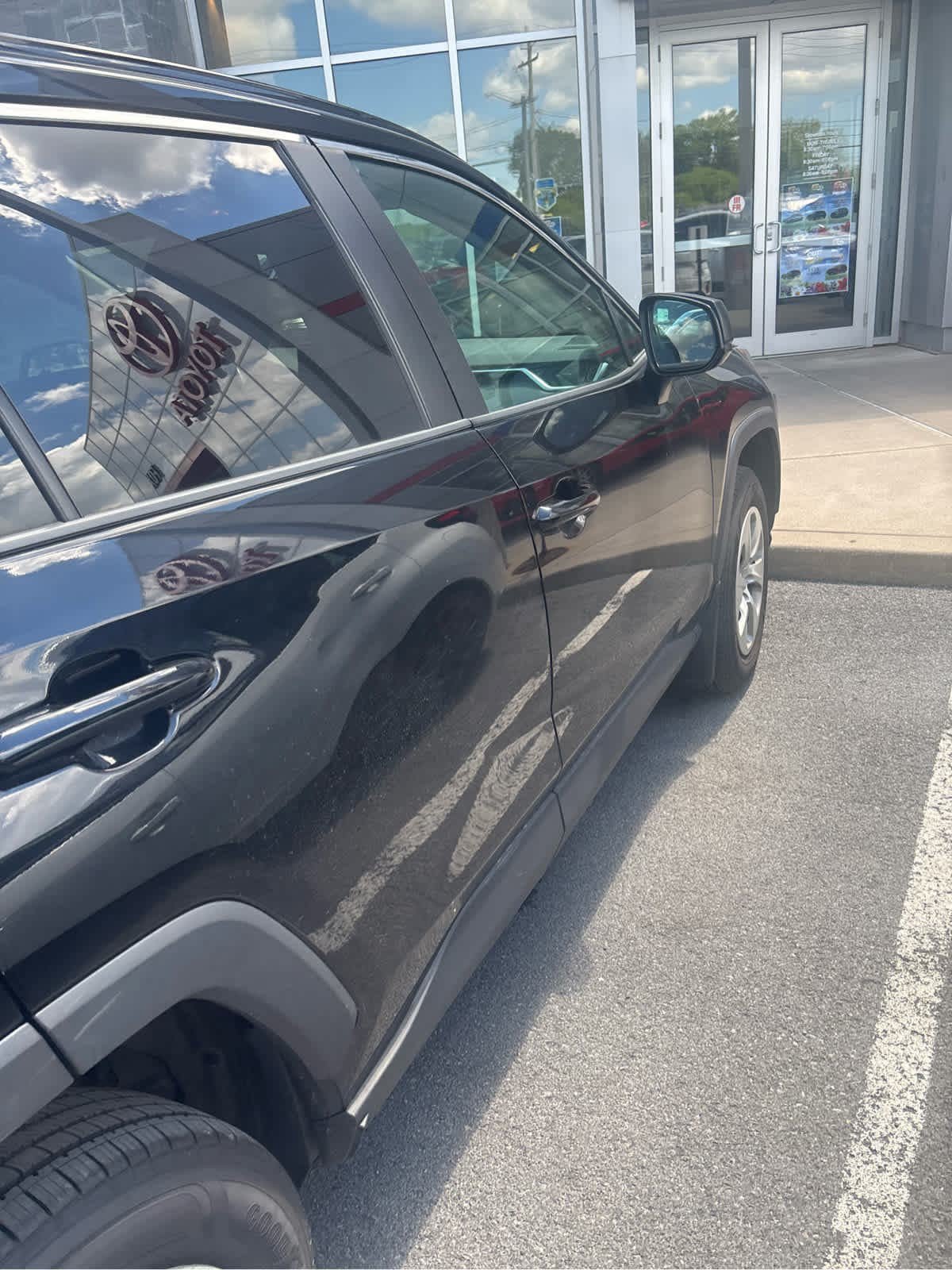 Used 2019 Toyota RAV4 LE w/ All Weather Liner Package AWD/4WD image 5
