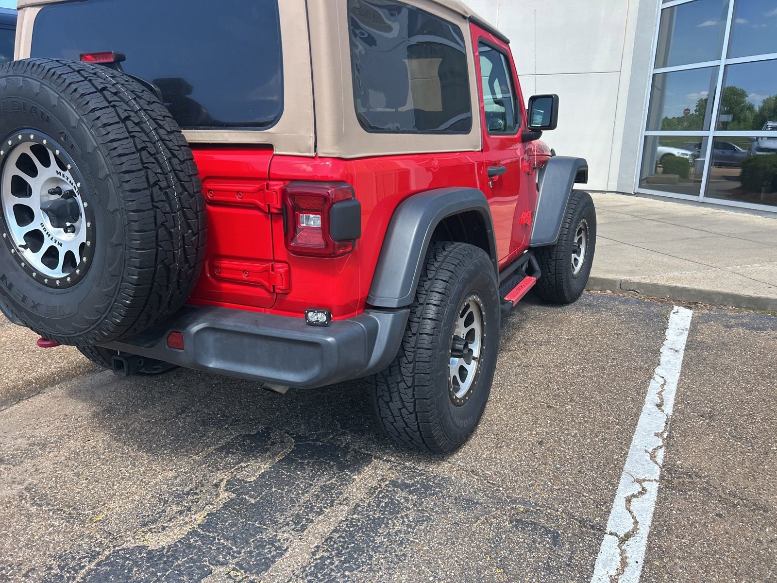 Used 2021 Jeep Wrangler Rubicon AWD/4WD image 9
