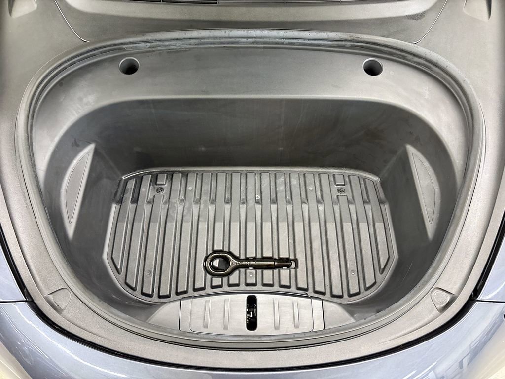 Used 2023 Tesla Model 3 Standard Range image 23