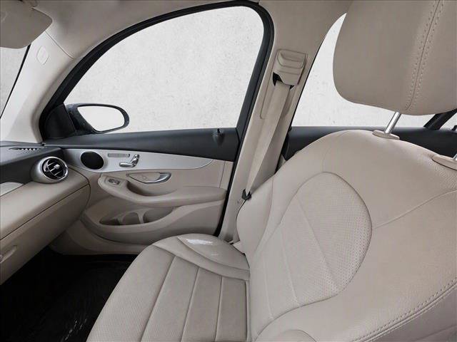 Used 2022 Mercedes-Benz GLC 300 image 24