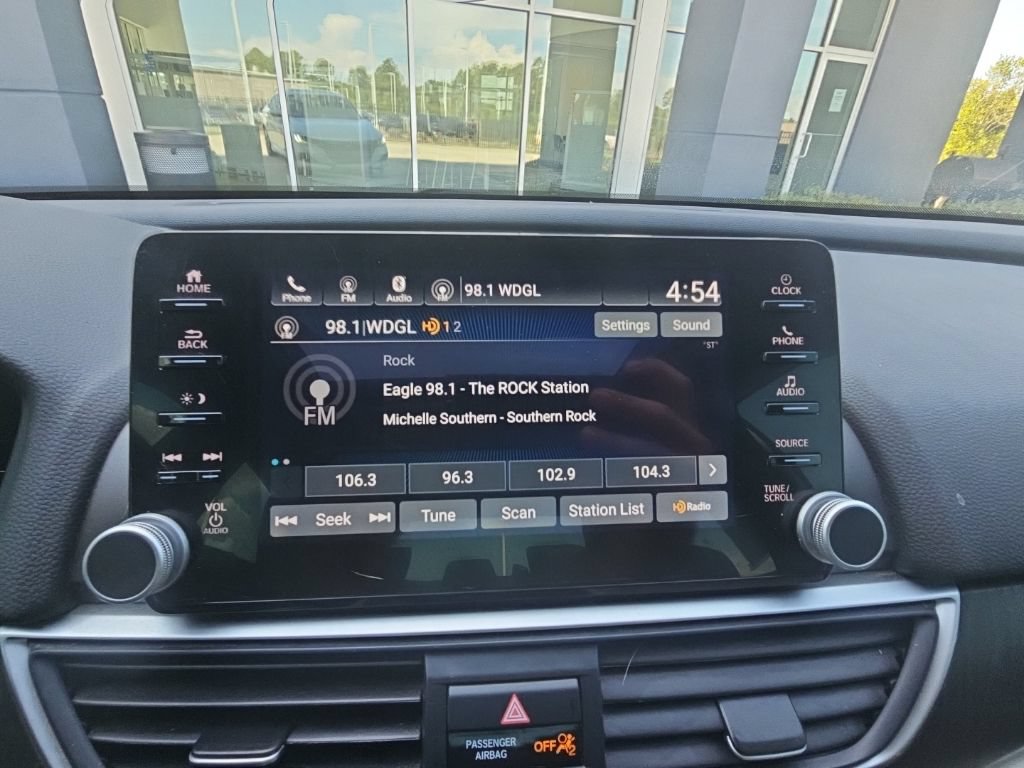 Used 2021 Honda Accord EX-L image 36