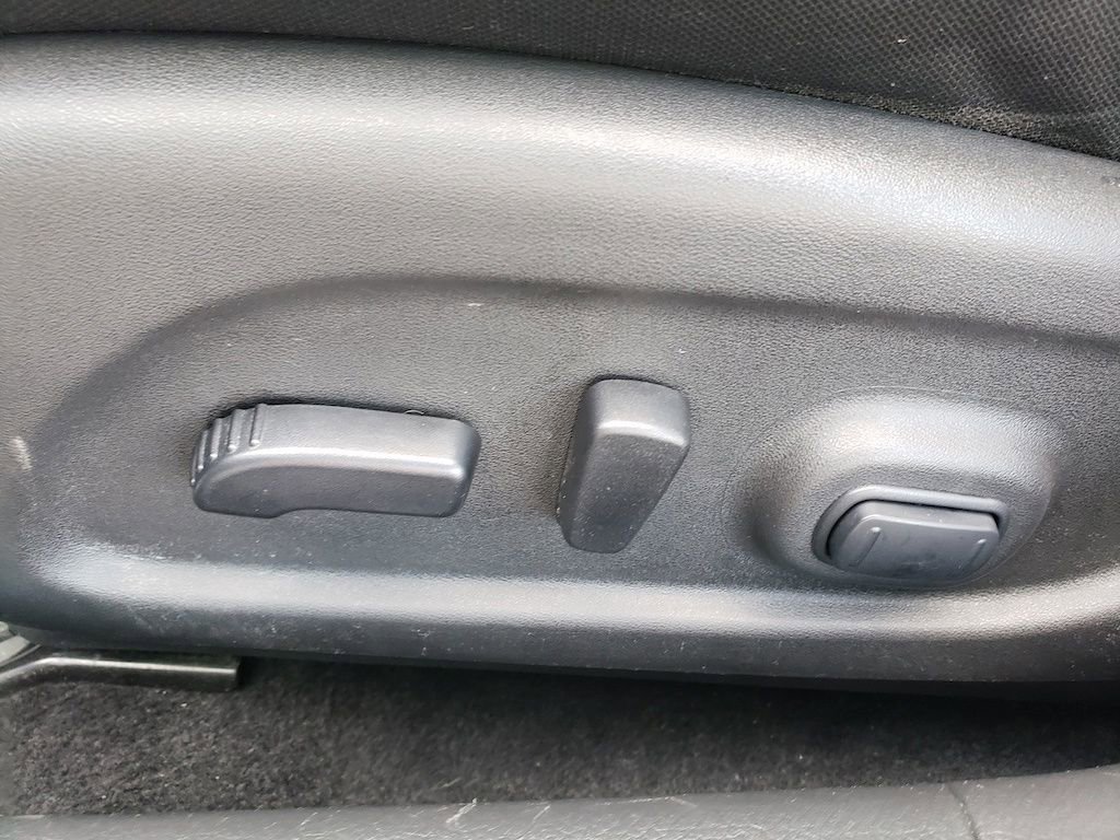 Used 2016 Nissan Altima 2.5 SR w/ LED Appearance Package image 11