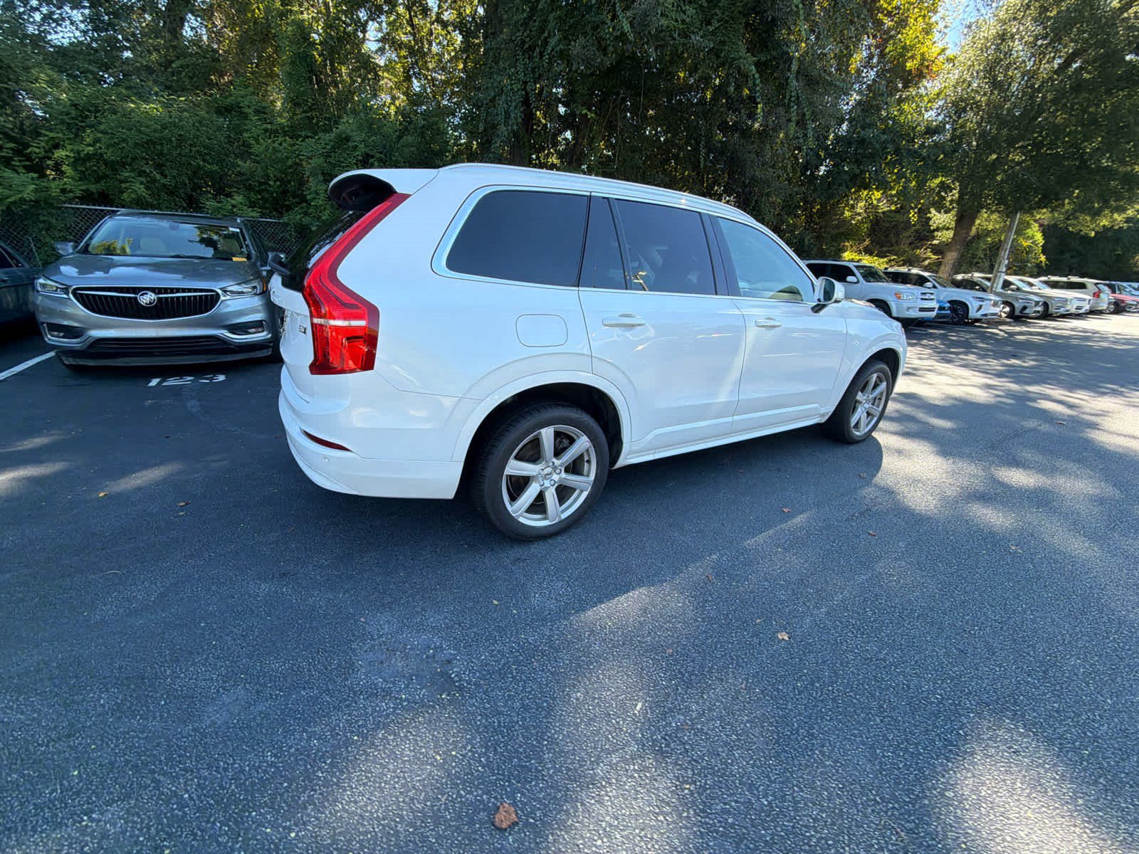 Certified 2023 Volvo XC90 B5 Core AWD/4WD image 16