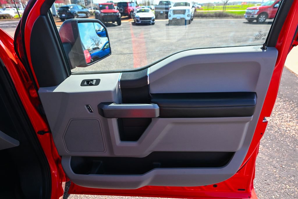 Used 2016 Ford F150 XLT w/ Equipment Group 301A Mid RWD image 18