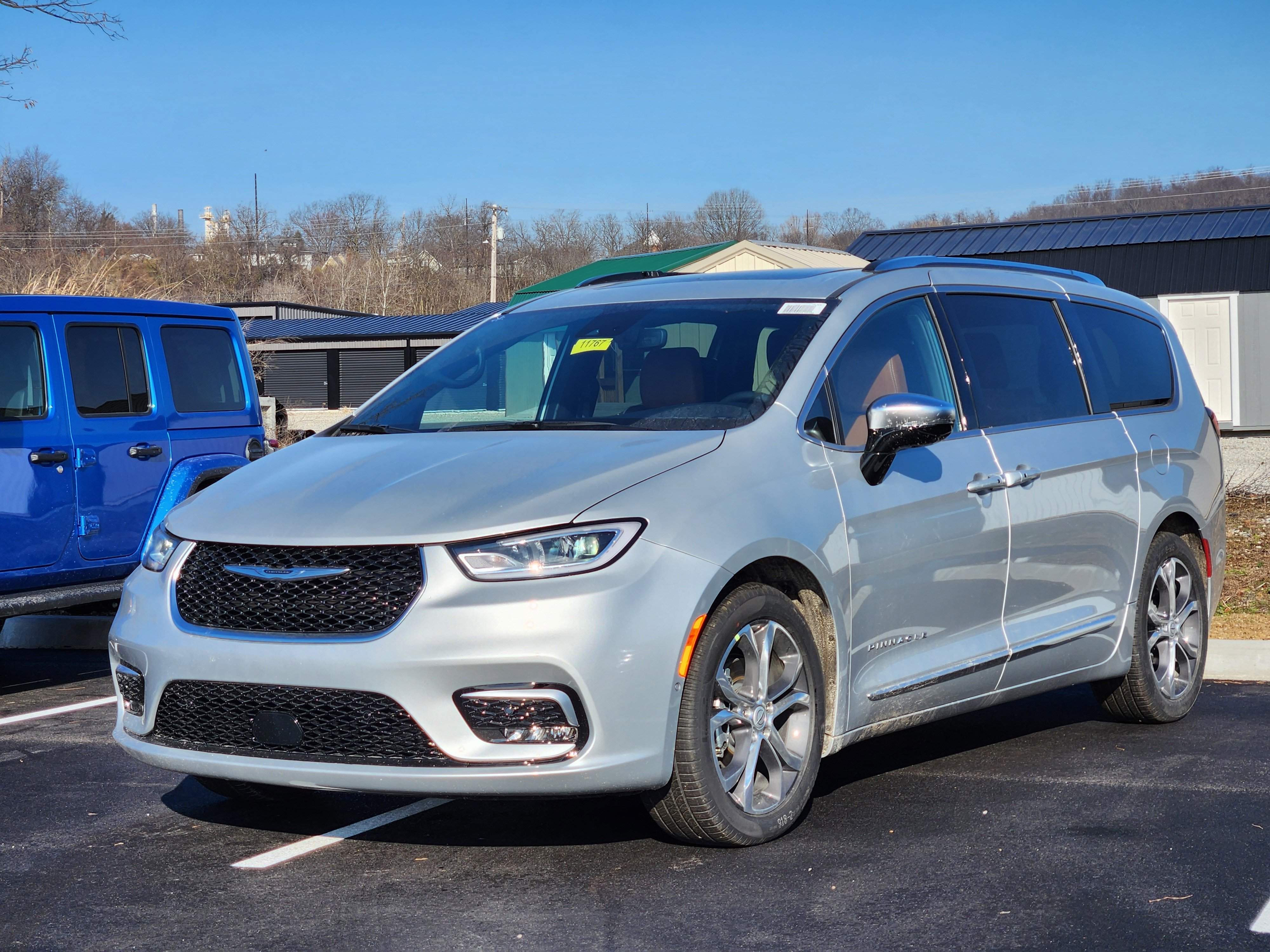 New 2026 Chrysler Pacifica Pinnacle image 13