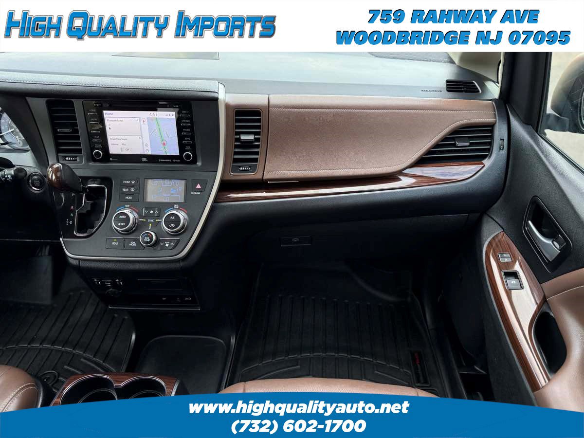 Used 2020 Toyota Sienna Limited Premium AWD/4WD image 35