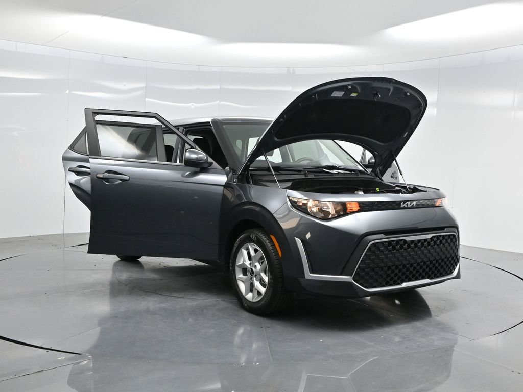 Used 2023 Kia Soul LX w/ LX Technology Package image 41