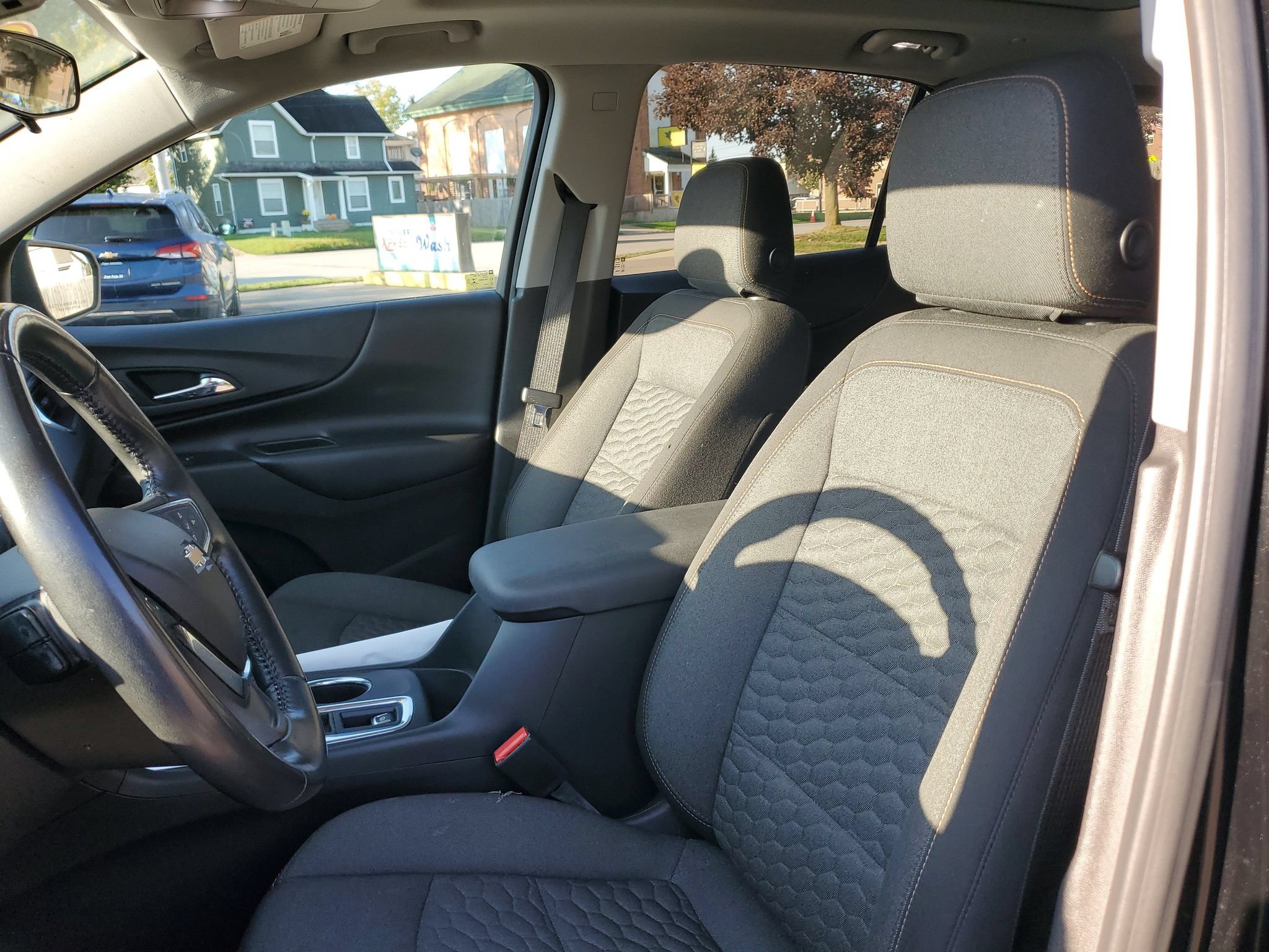 Used 2020 Chevrolet Equinox LT AWD/4WD image 15