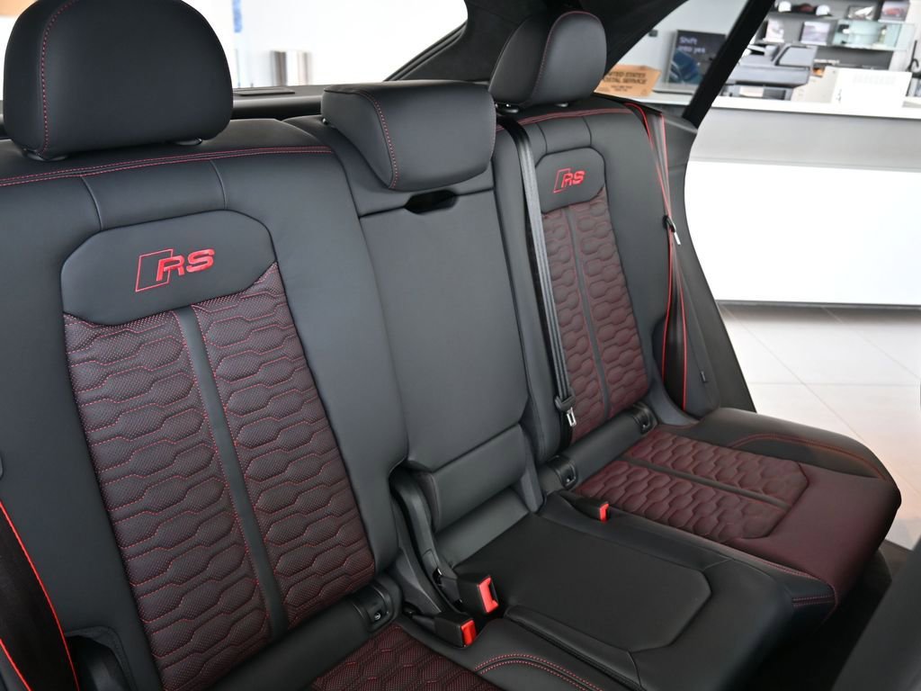 New 2026 Audi RS Q8 performance image 17