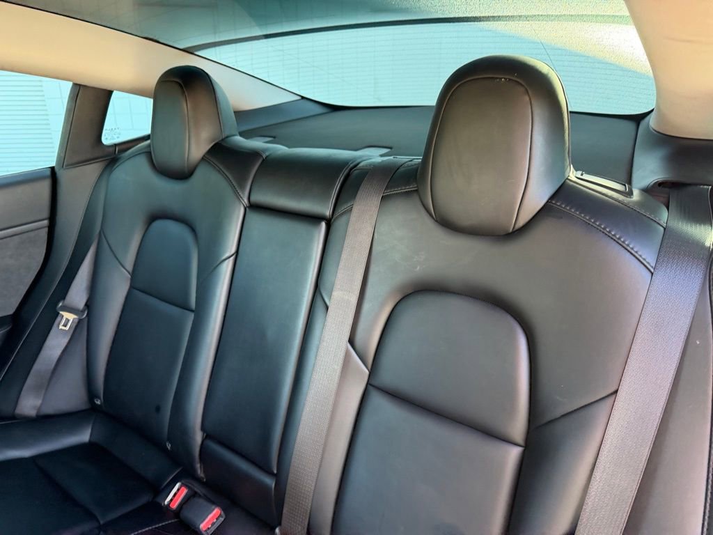 Used 2023 Tesla Model 3 Standard Range image 15