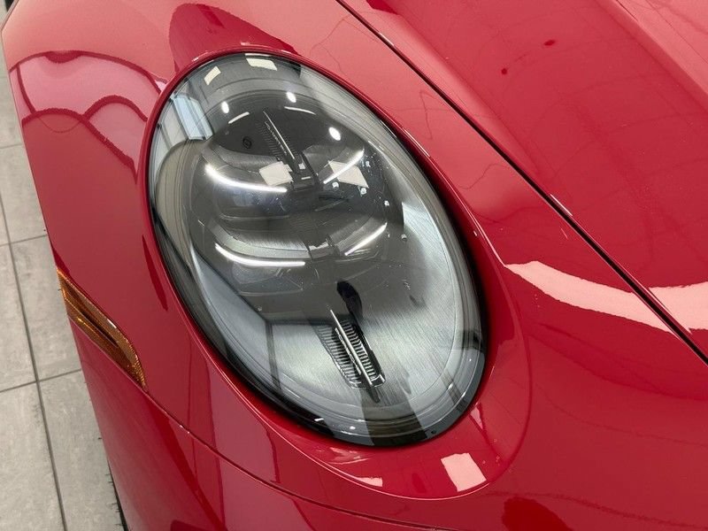 Certified 2026 Porsche 911 Targa 4 GTS AWD/4WD image 11