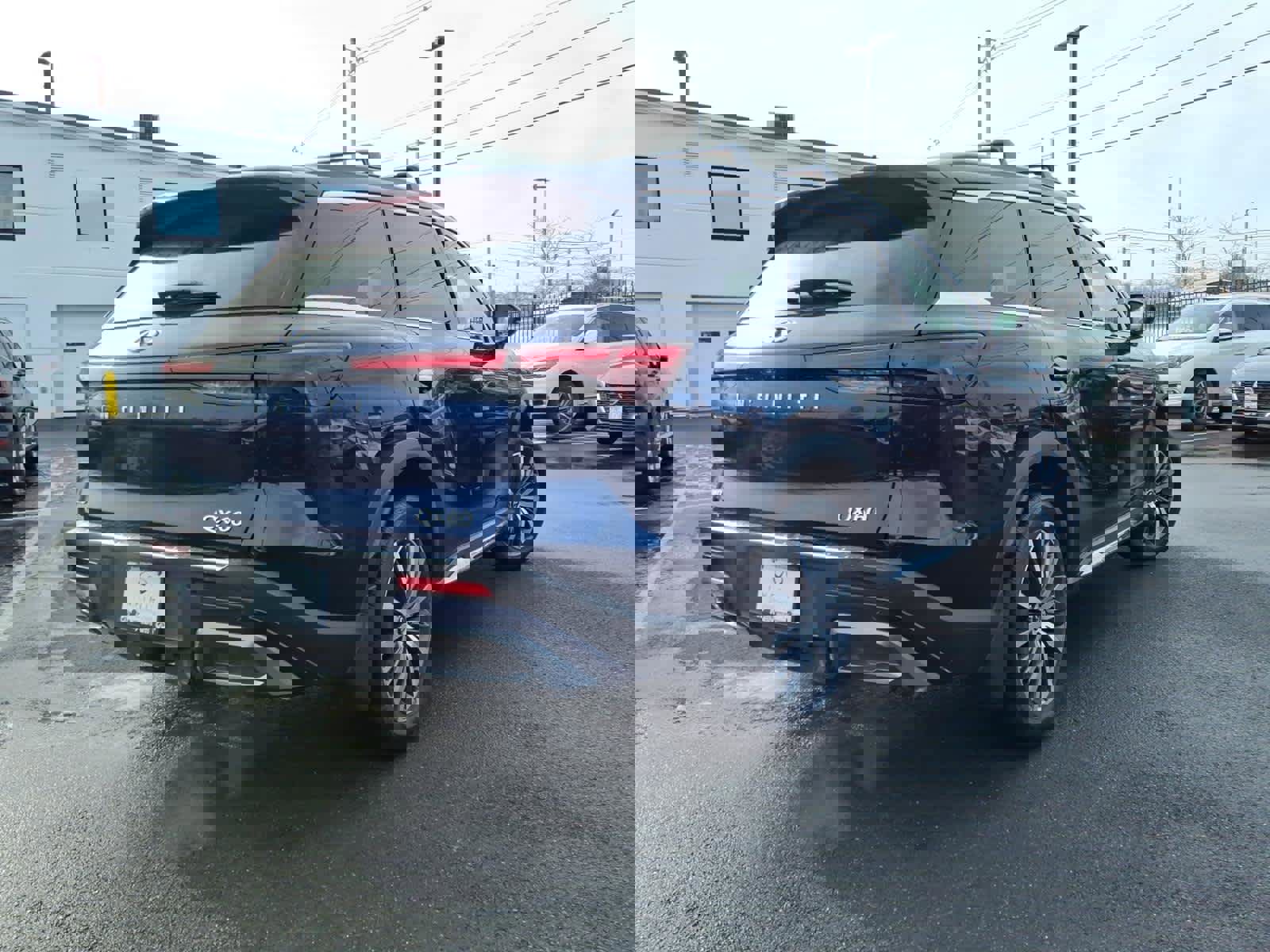 Certified 2023 INFINITI QX60 Autograph w/ Cargo Package image 5