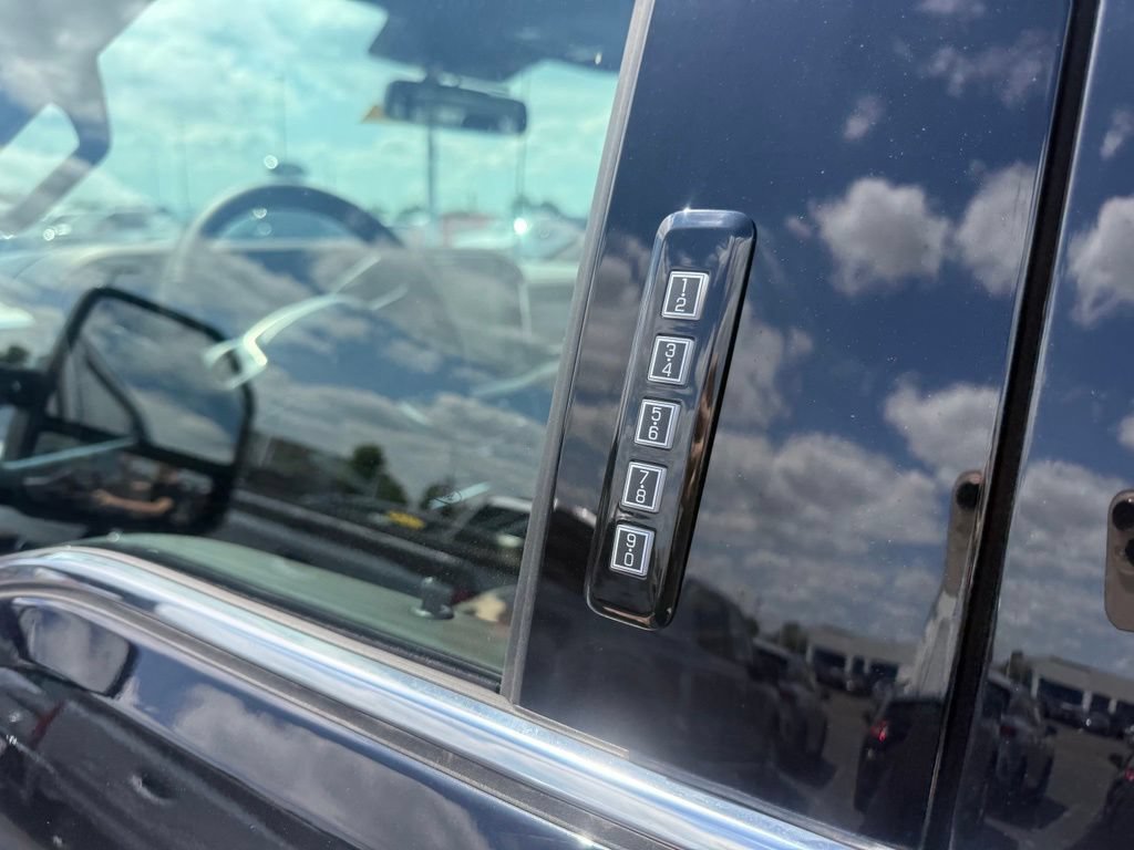 New 2026 Ford F250 King Ranch w/ Chrome Package AWD/4WD image 16
