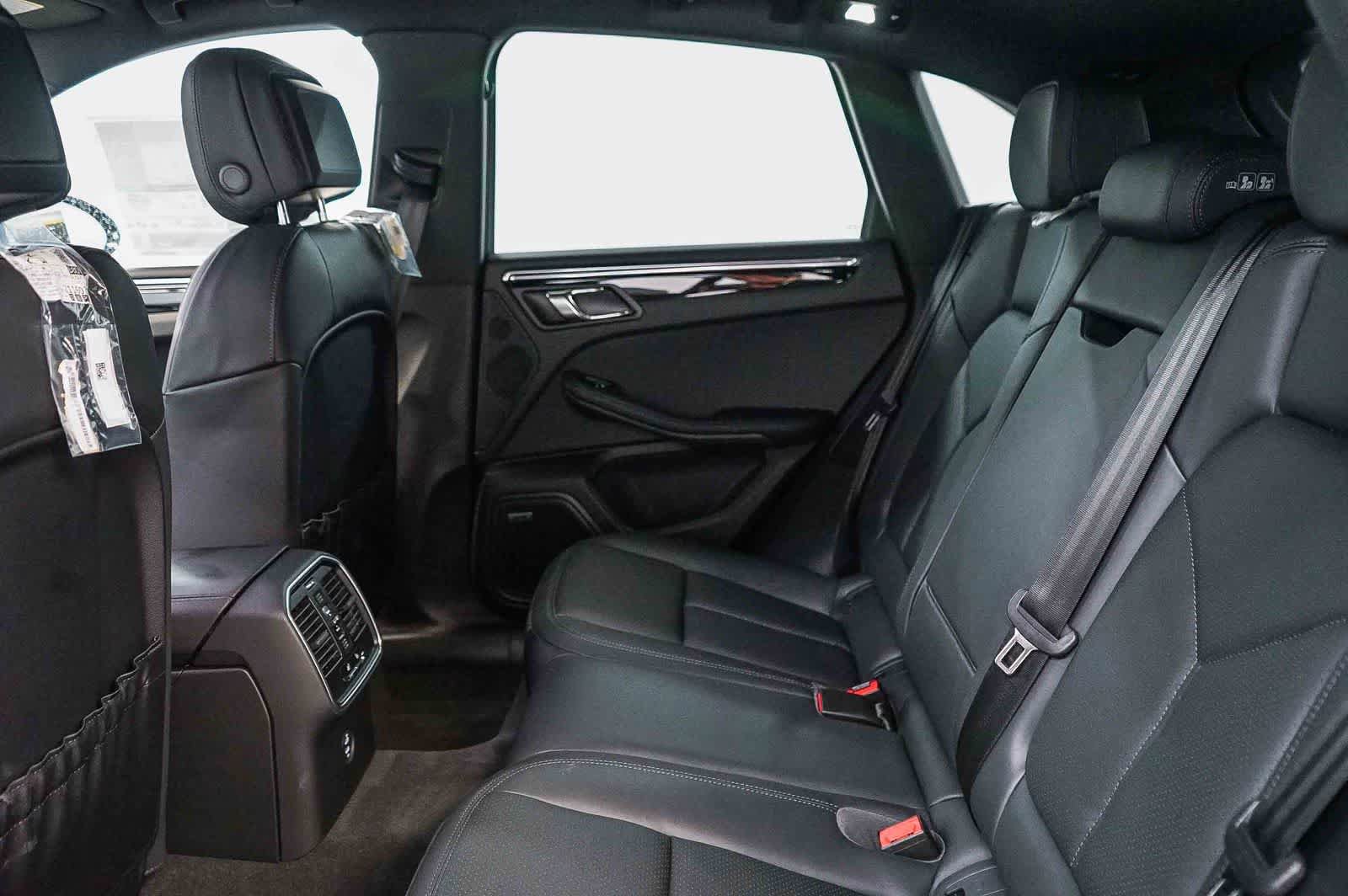 New 2026 Porsche Macan S AWD/4WD image 20