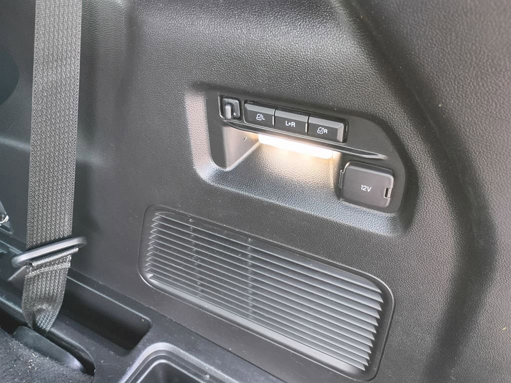 Used 2020 Ford Explorer ST image 7