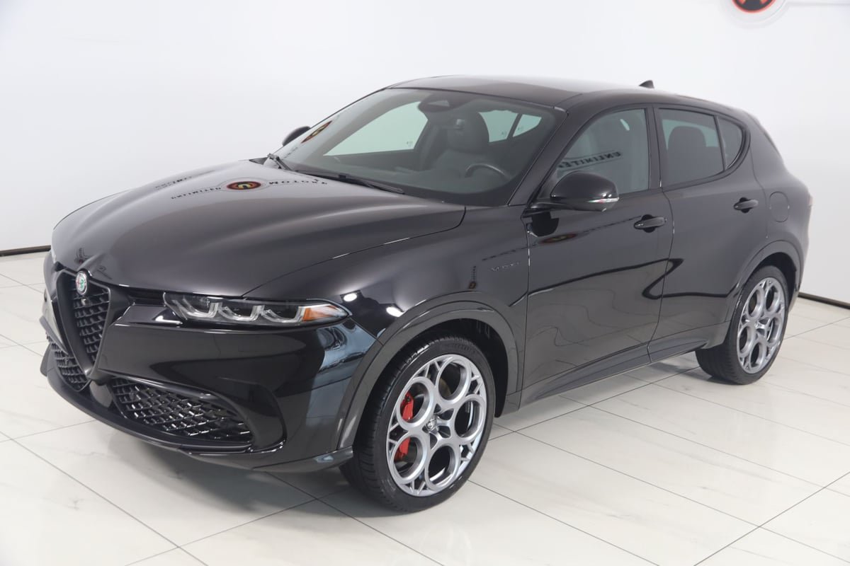 Used 2024 Alfa Romeo Tonale Veloce w/ Active Assist Package AWD/4WD image 22