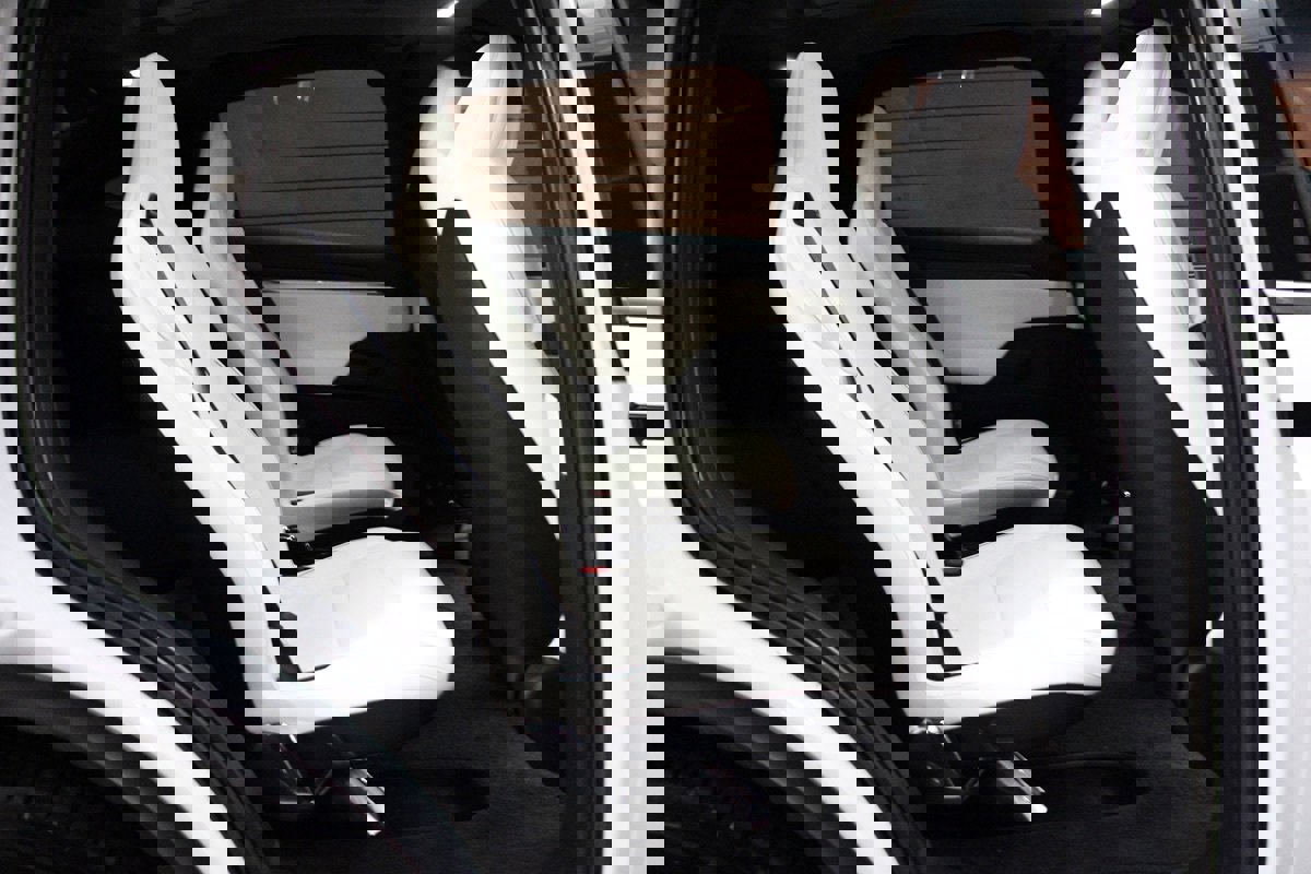 Used 2022 Tesla Model X Plaid image 12