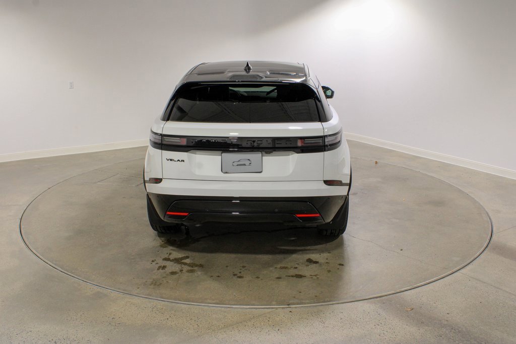 New 2026 Land Rover Range Rover Velar Dynamic SE image 4