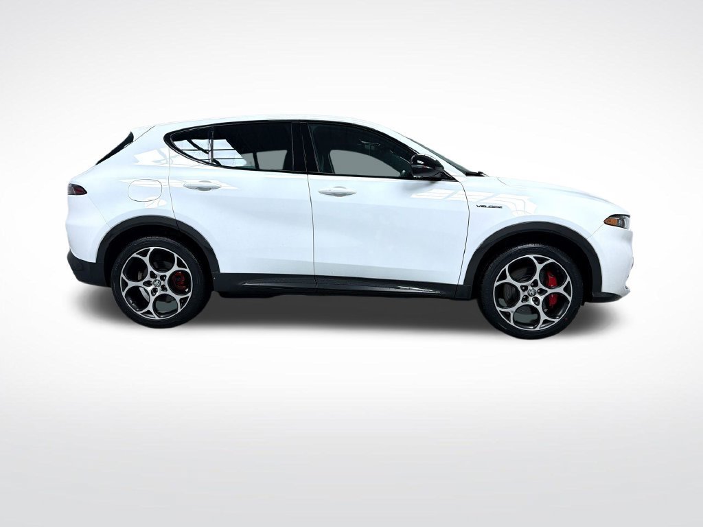 Used 2024 Alfa Romeo Tonale Veloce w/ Premium Interior Package AWD/4WD image 10