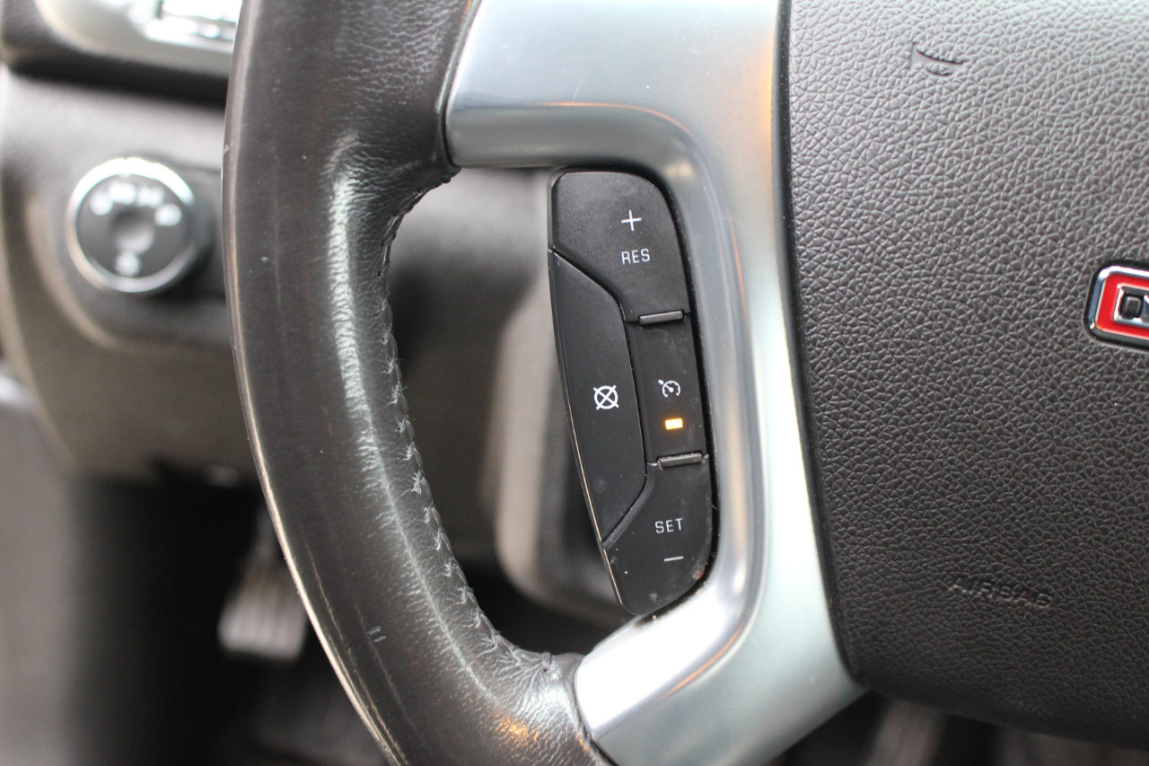 Used 2015 GMC Acadia SLE image 18