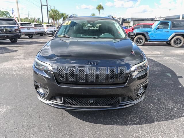 Used 2021 Jeep Cherokee Latitude Plus AWD/4WD image 11