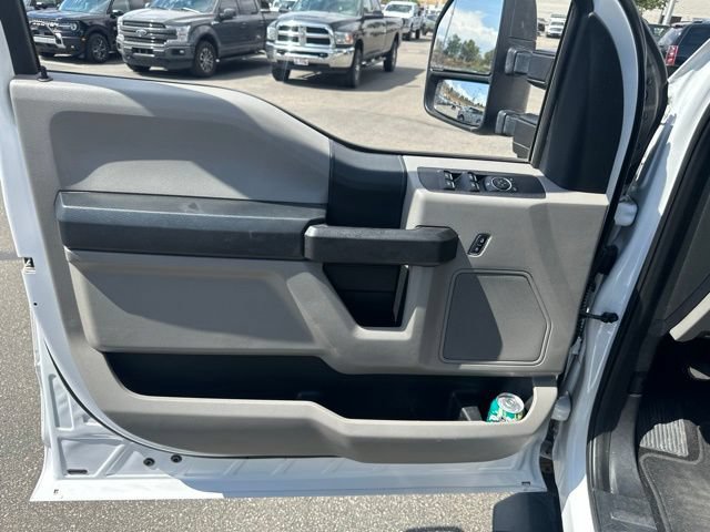 Used 2019 Ford F250 XL w/ STX Appearance Package AWD/4WD image 16
