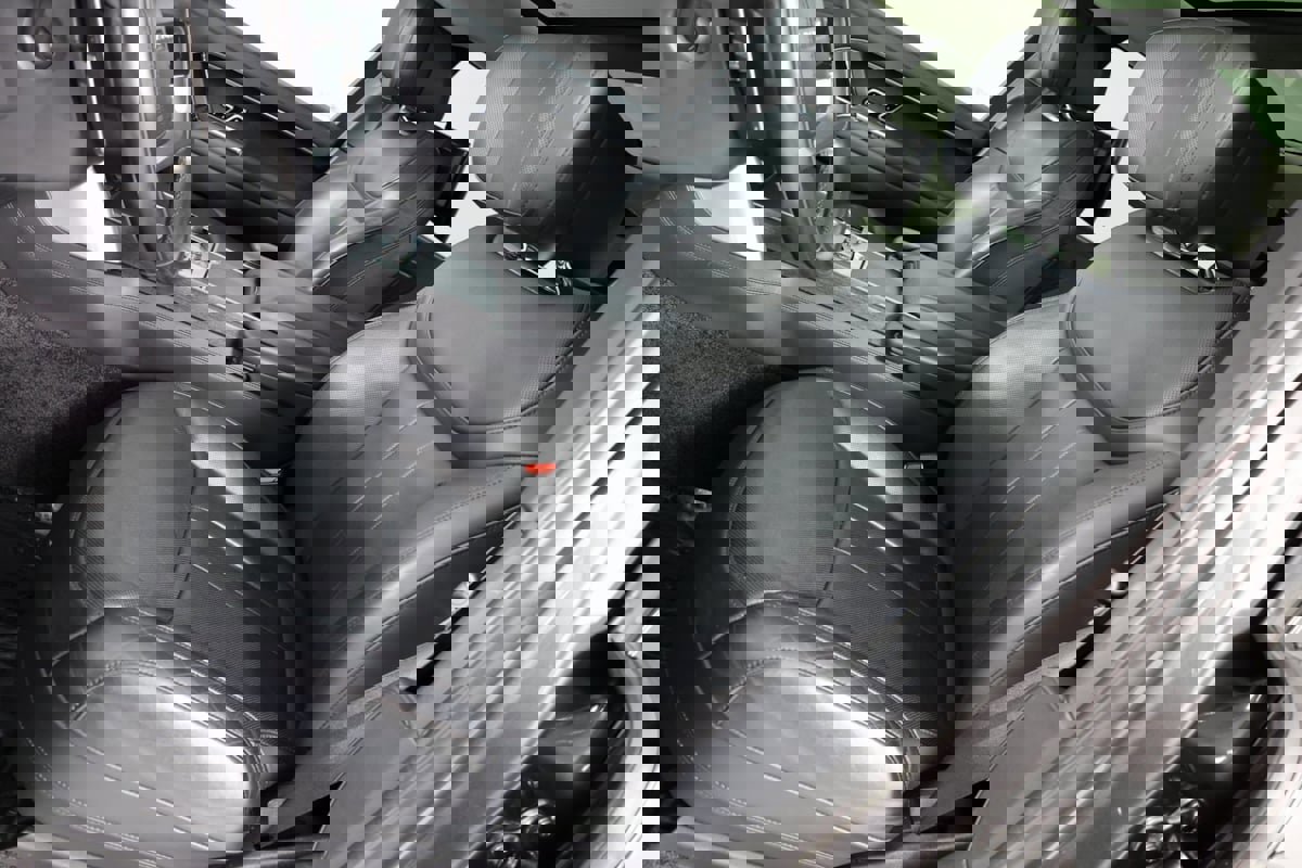 Used 2022 Land Rover Range Rover Long Wheelbase First Edition image 10