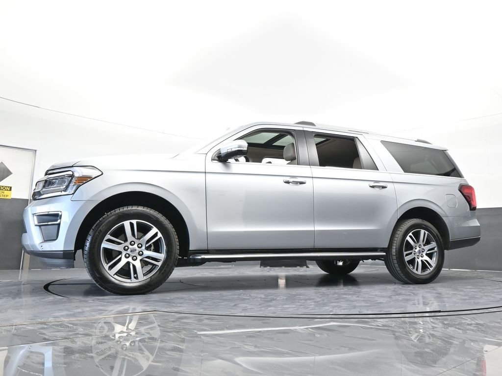 Used 2023 Ford Expedition Max Limited image 64