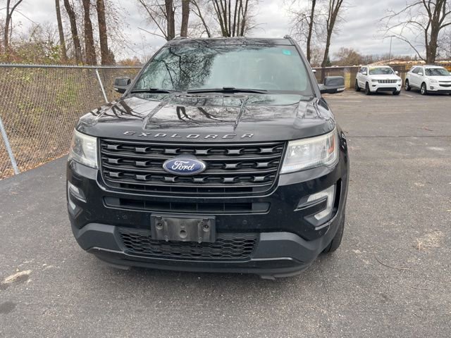 Used 2016 Ford Explorer Sport image 2