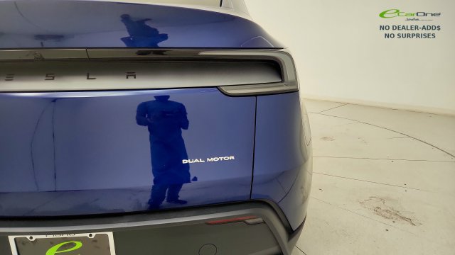 Used 2026 Tesla Model Y AWD image 29