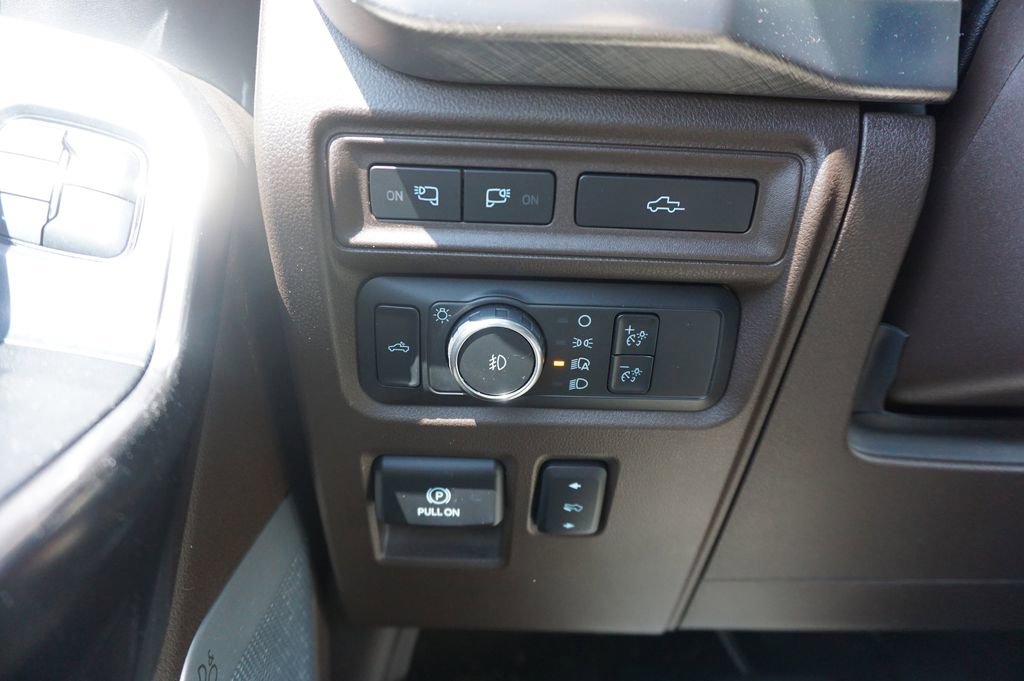 Used 2022 Ford F150 King Ranch w/ Equipment Group 601A High AWD/4WD image 5